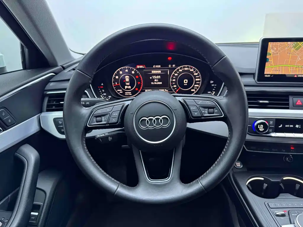 Audi A4L — фото 17