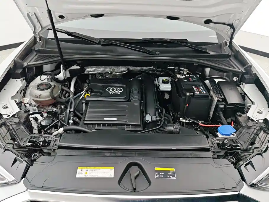 Audi Q3 — фото 10
