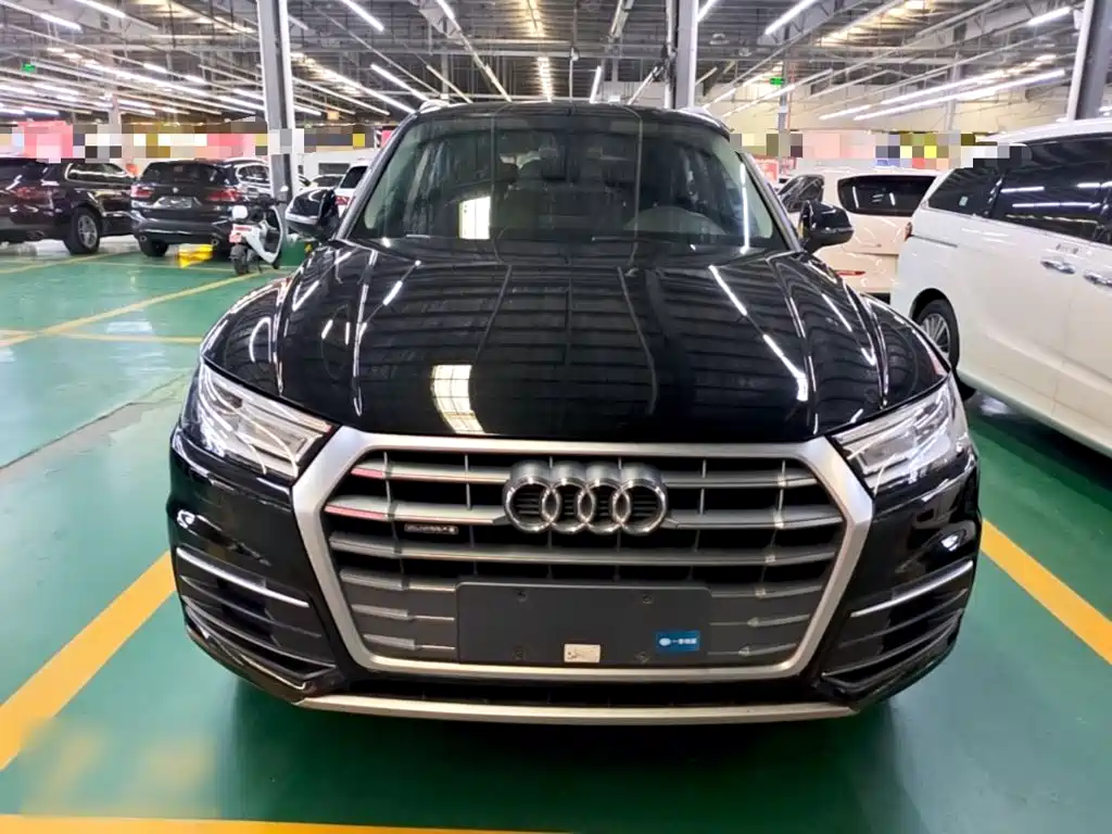Audi Q5L — фото 2