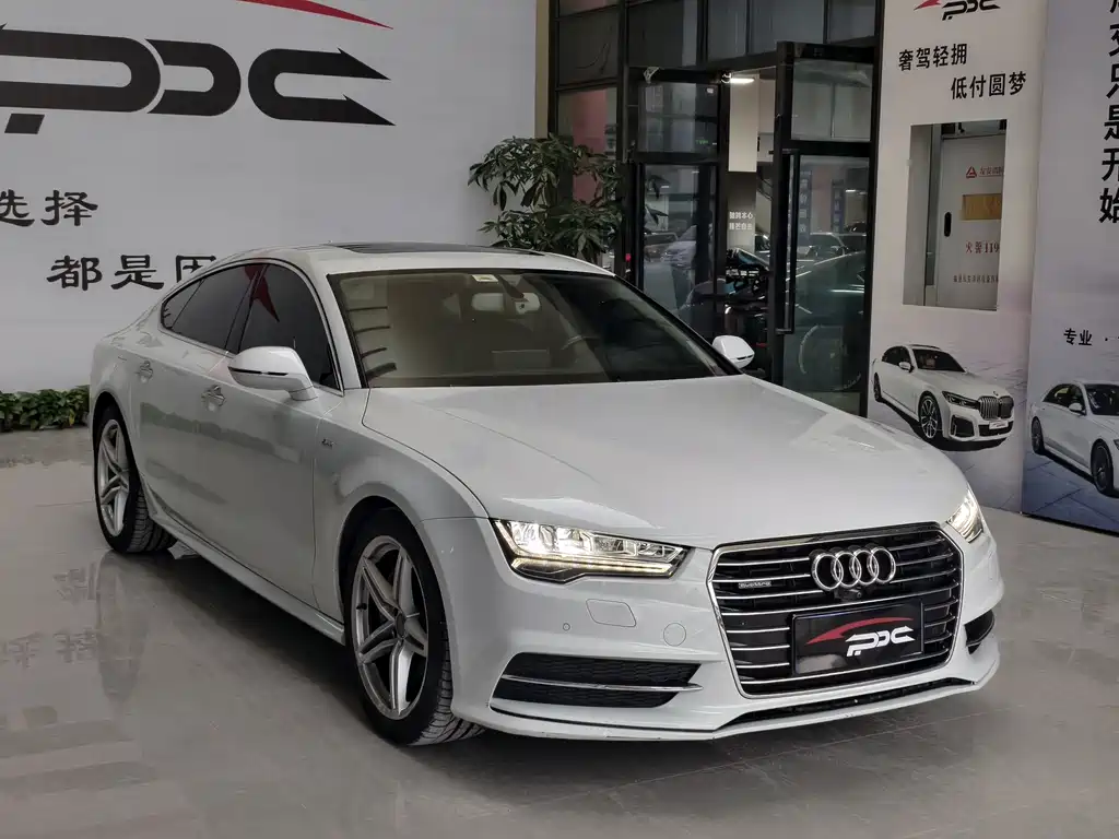 Audi A7 — фото 2