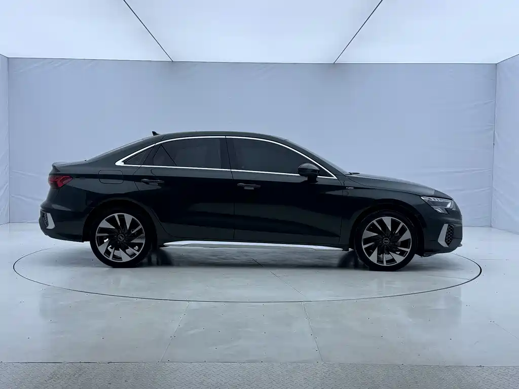 Audi A3 — фото 6