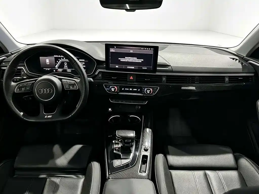 Audi A4L — фото 6