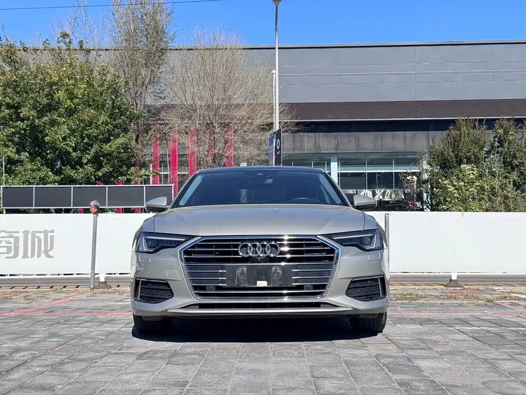 Audi A6L — фото 2