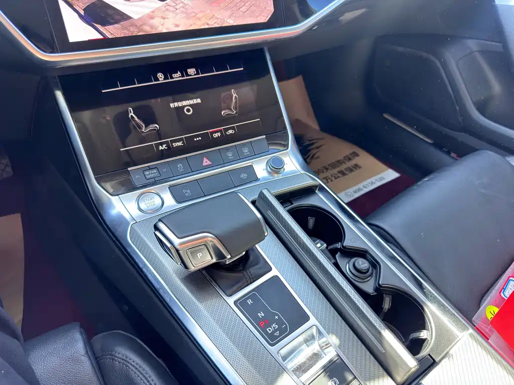 Audi A6L — фото 14