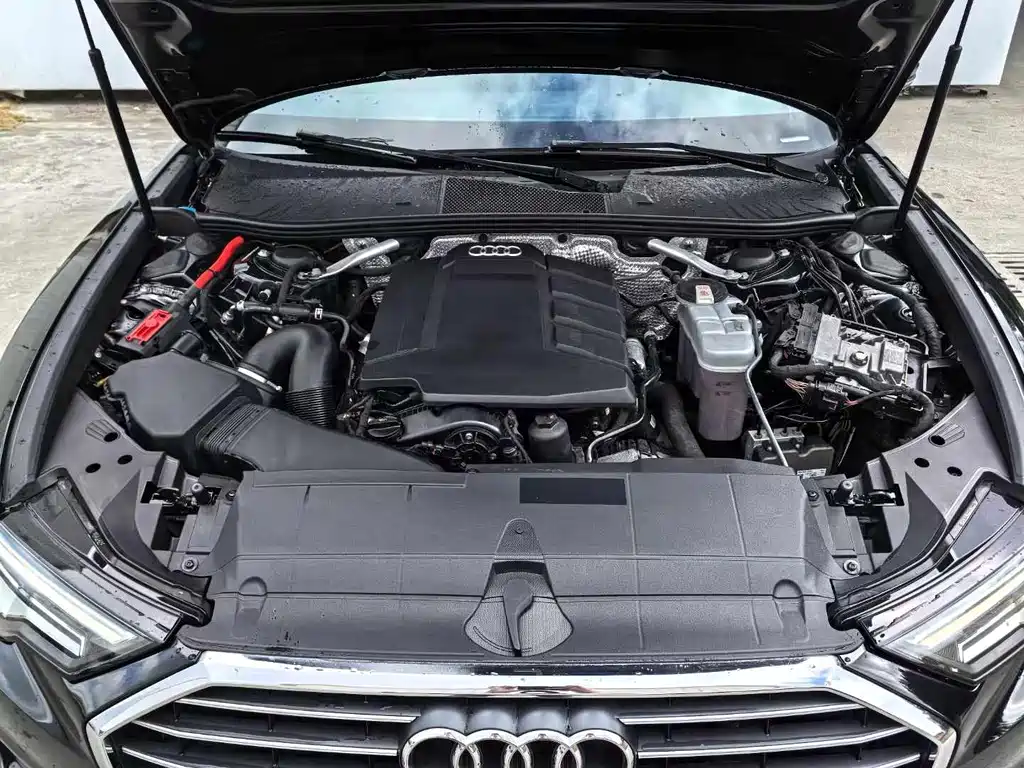 Audi A6L — фото 8