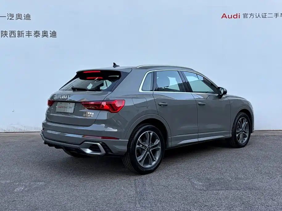 Audi Q3 — фото 4