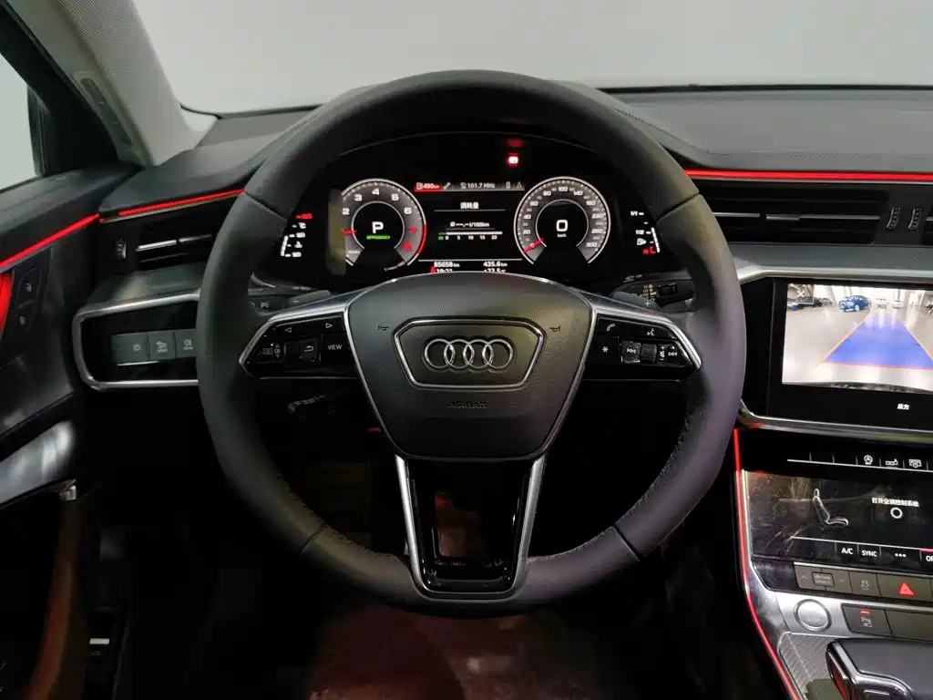Audi A6L — фото 11
