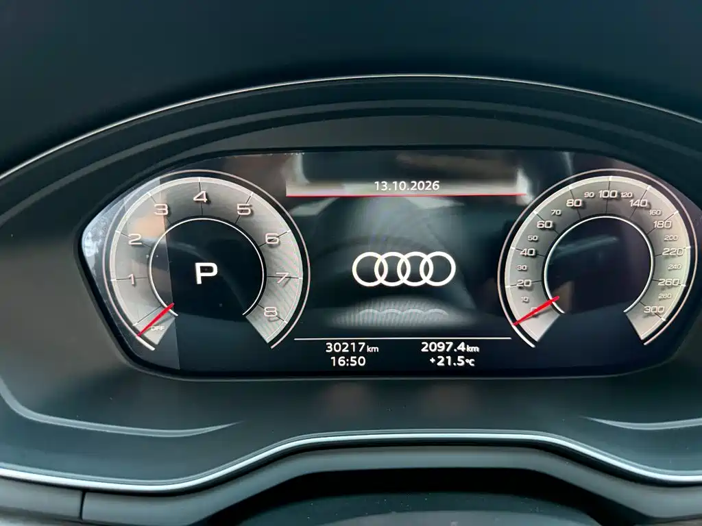 Audi A4L — фото 7