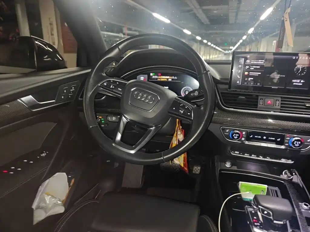Audi Q5L Sportback — фото 6