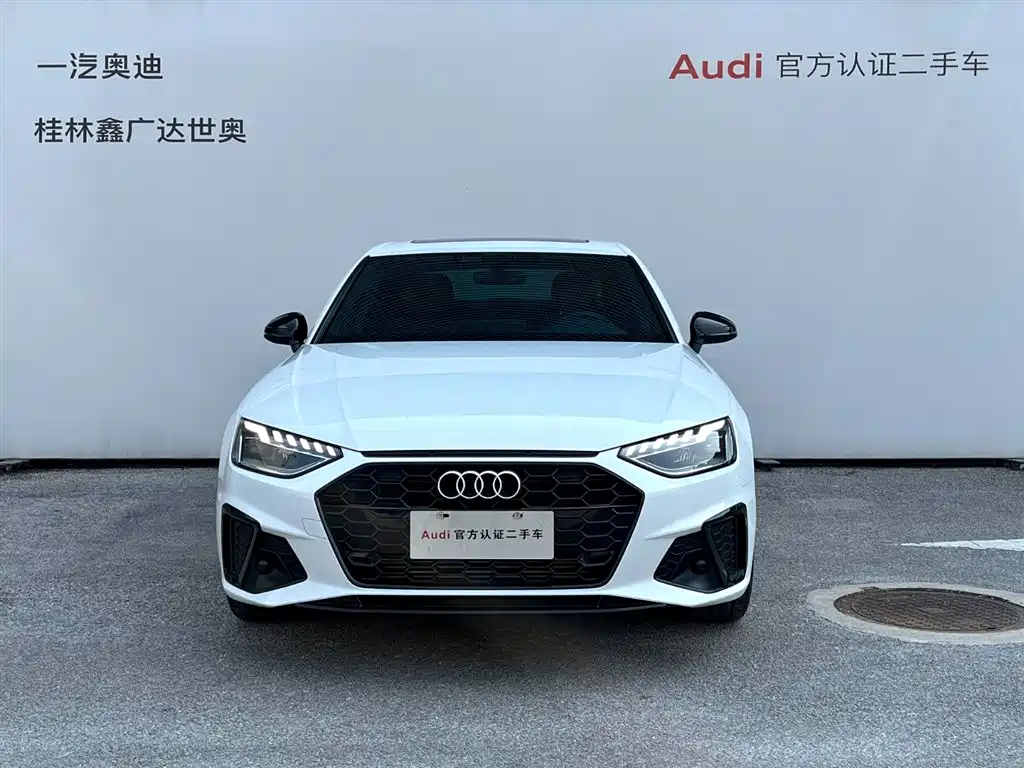 Audi A4L — фото 2