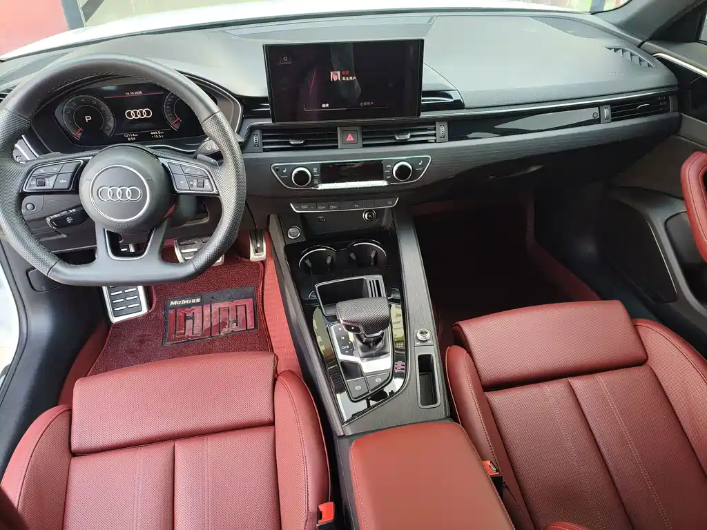 Audi A4L — фото 9