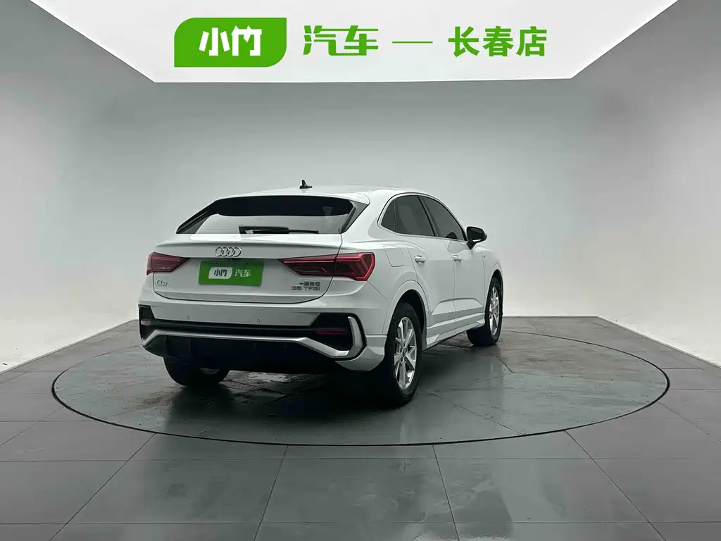 Audi Q3 Sportback — фото 6