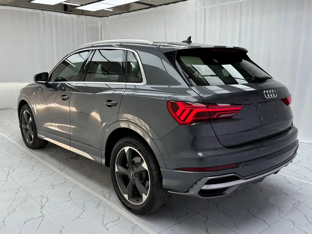 Audi Q3 — фото 4