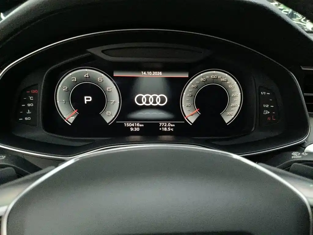 Audi A6L — фото 12