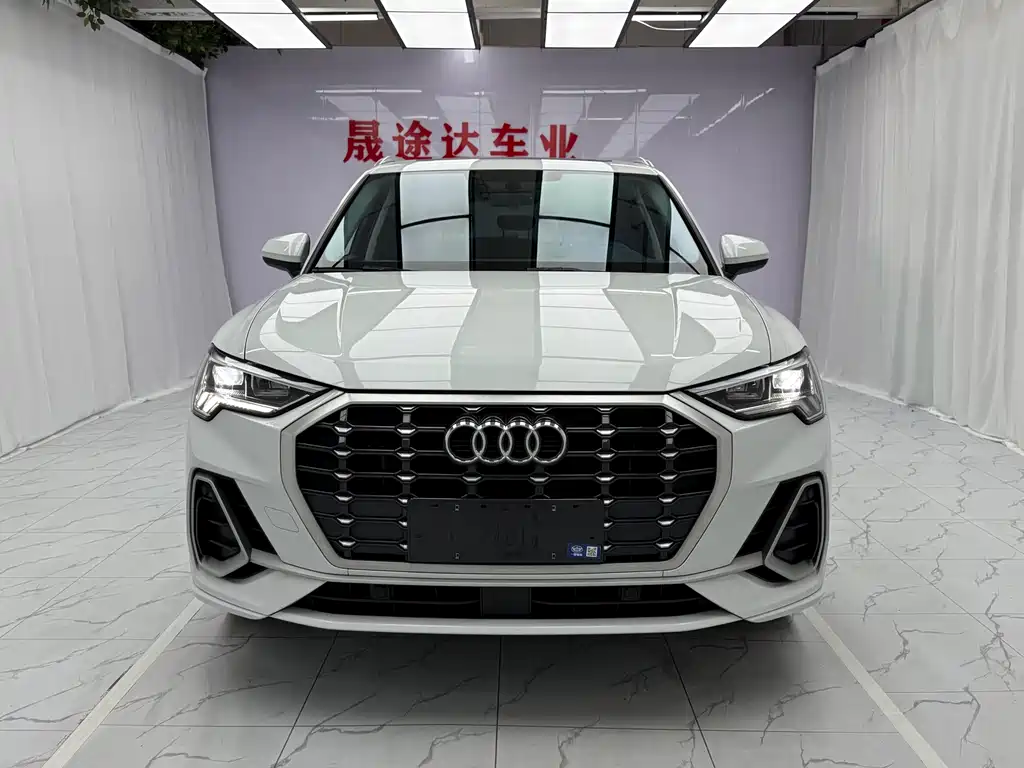 Audi Q3 — фото 2