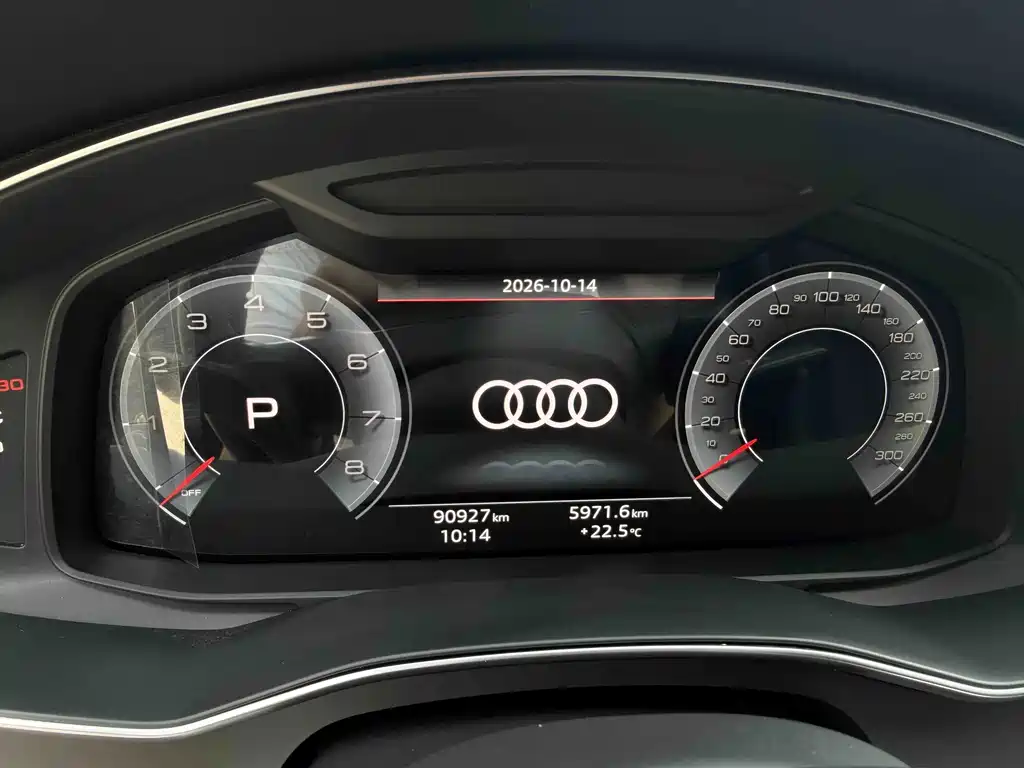 Audi A6L — фото 10