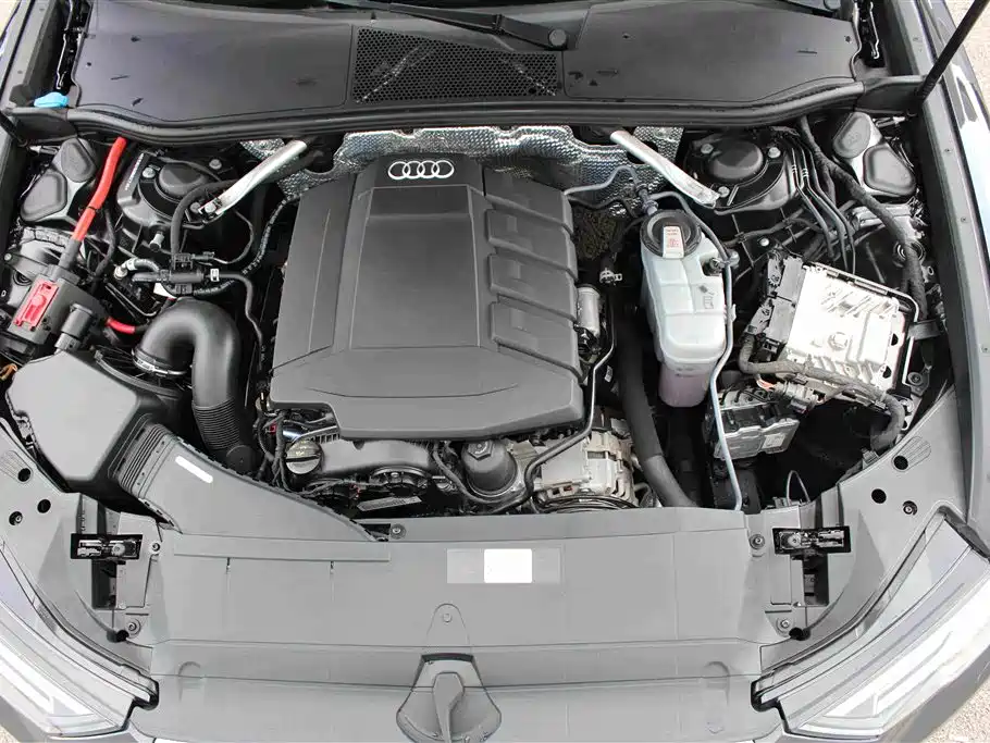 Audi A6L — фото 17