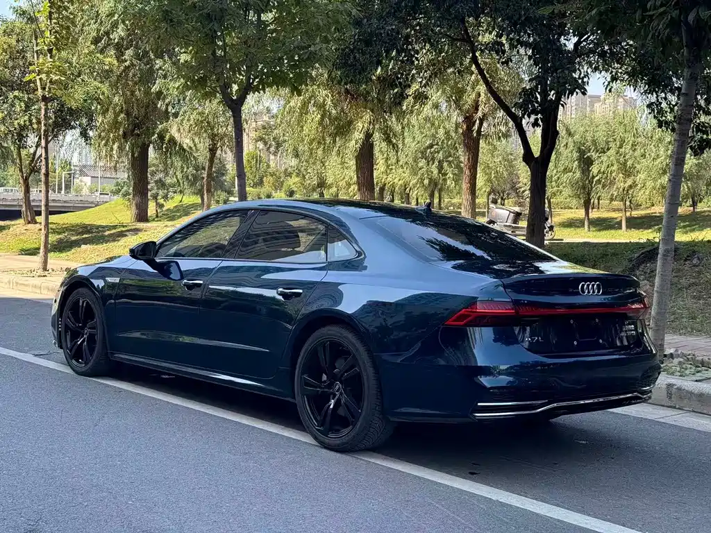 Audi A7L — фото 4