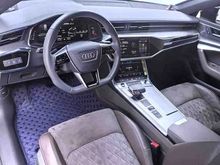 Audi A7L — фото 4