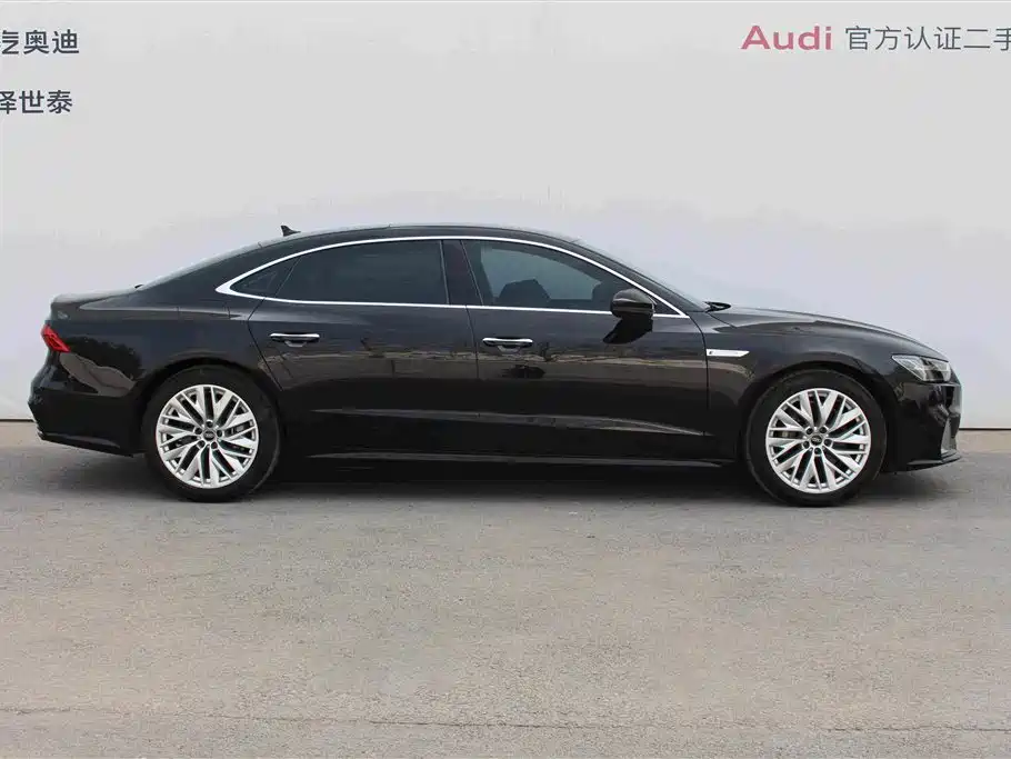 Audi A7L — фото 3