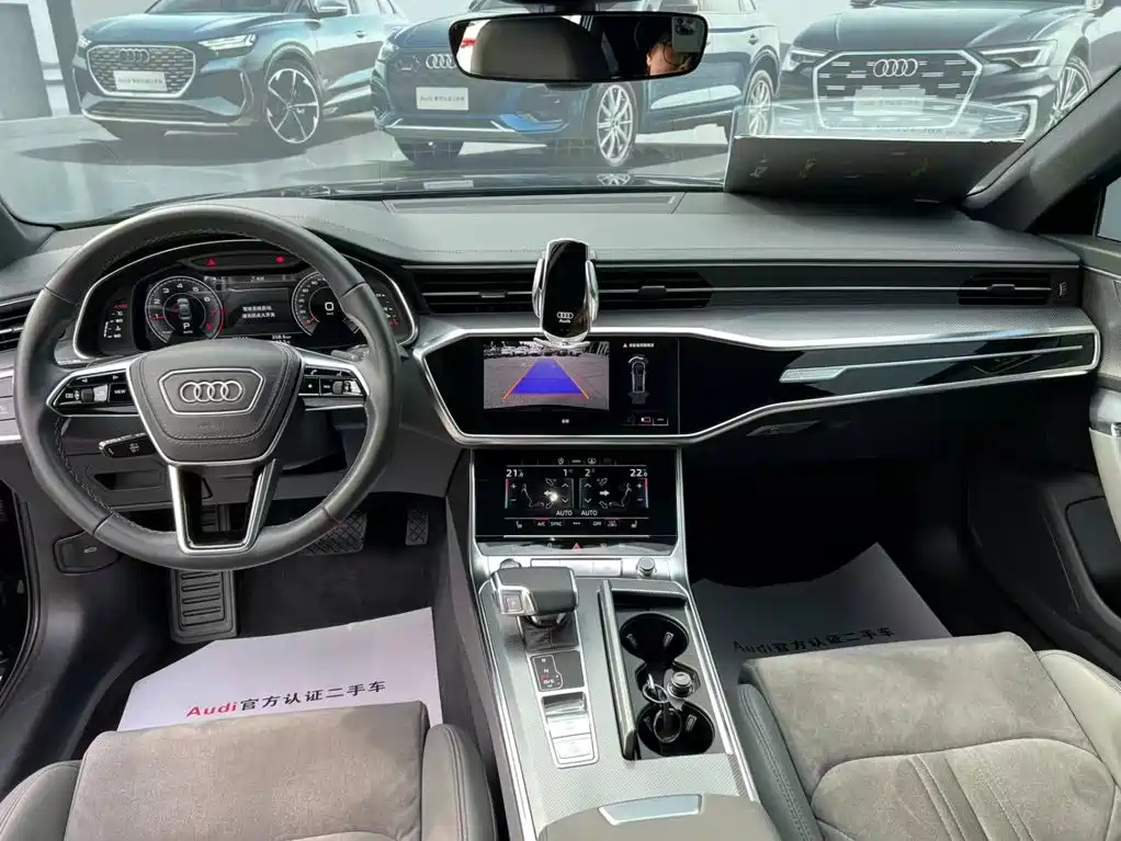 Audi A6L — фото 6