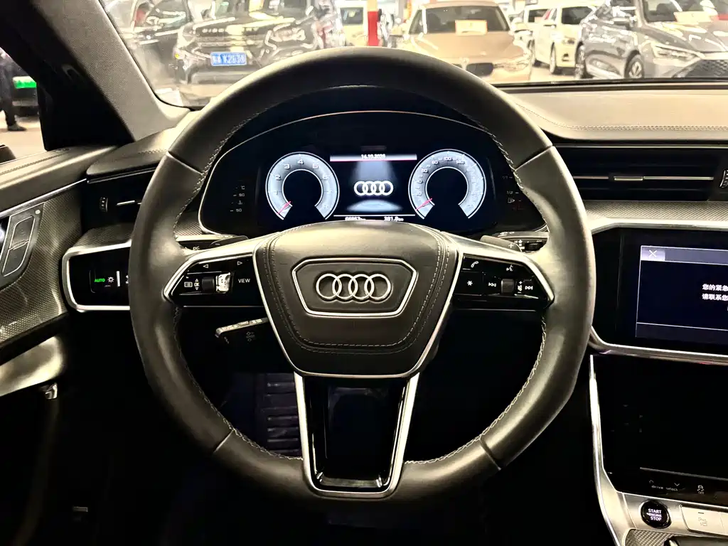 Audi A6L — фото 9