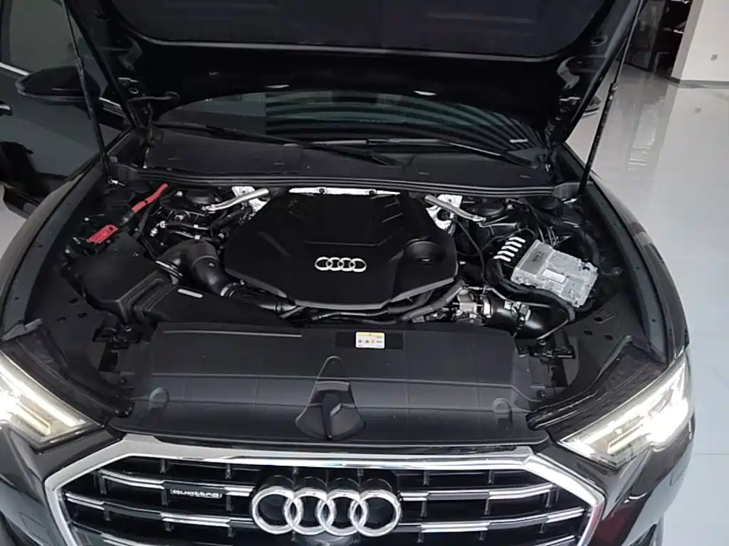 Audi A6L — фото 19