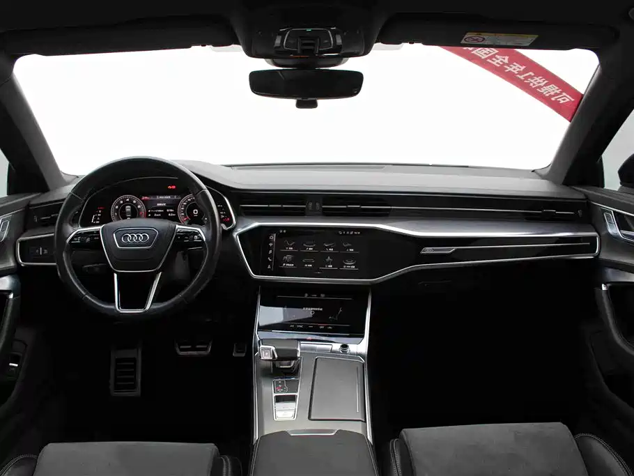 Audi A6L — фото 6