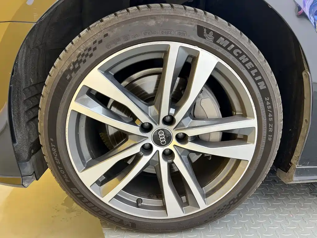Audi A6 (Import) — фото 9