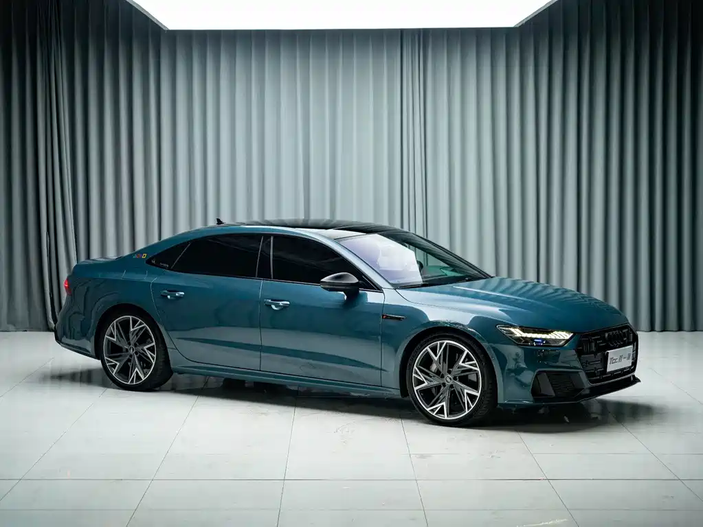 Audi A7L — фото 3
