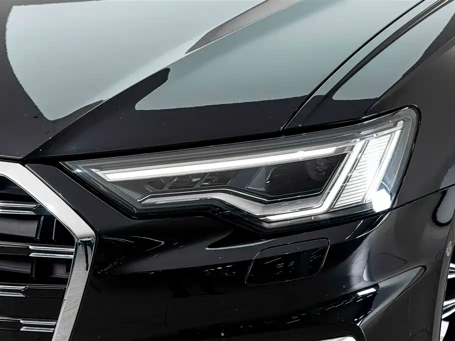 Audi A6L — фото 4