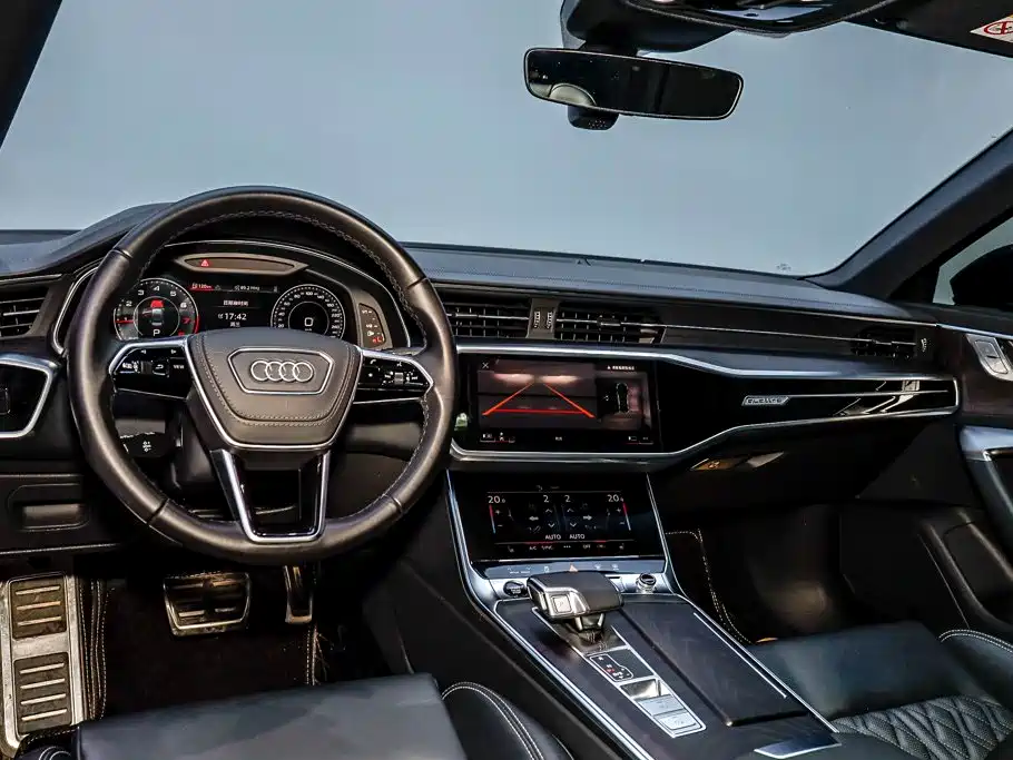 Audi A6L — фото 22