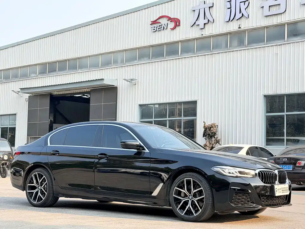 BMW 5 Series — фото 3