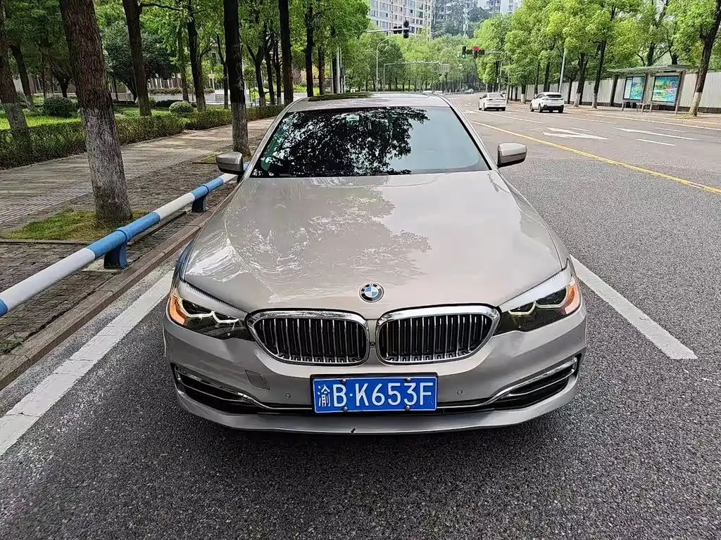 BMW 5 Series — фото 2