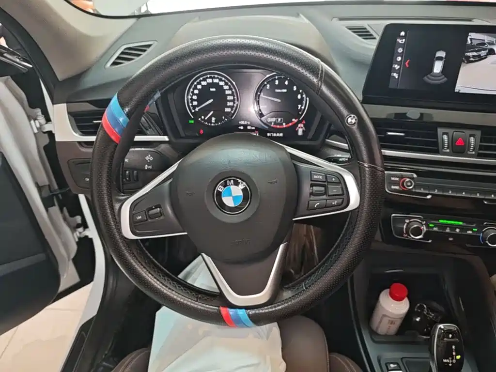 BMW X1 — фото 10