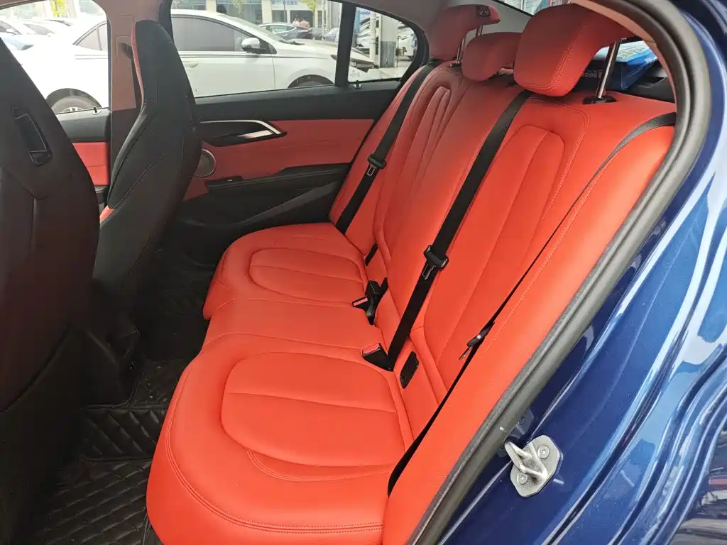 BMW 1 Series — фото 16