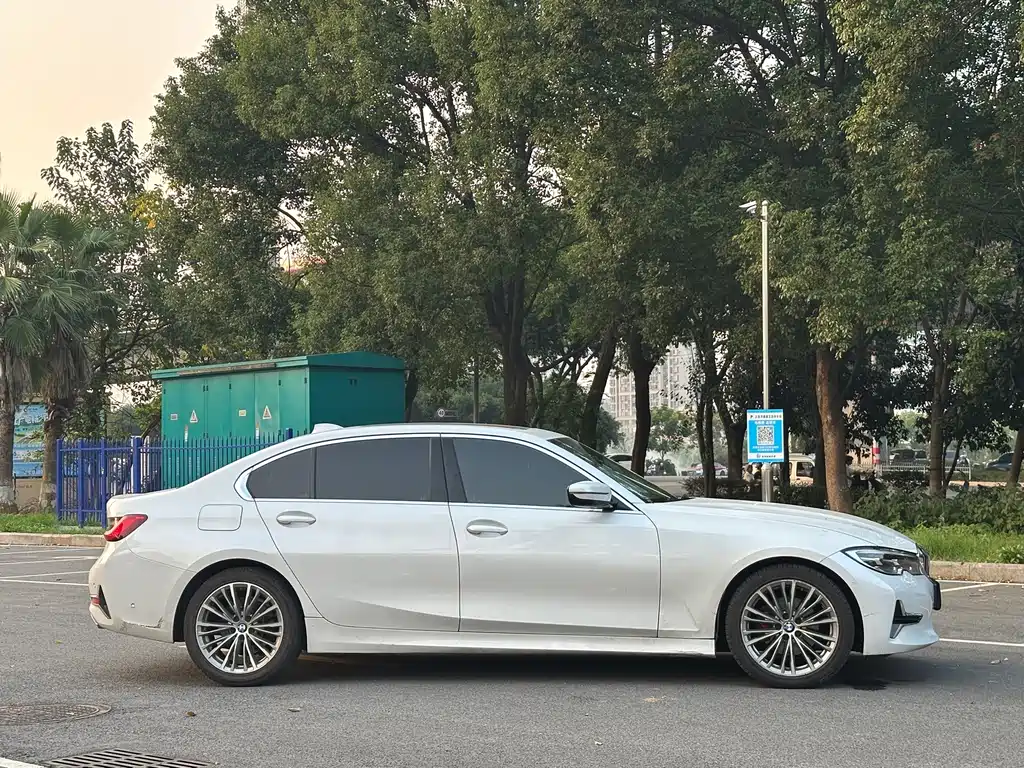 BMW 3 Series — фото 13