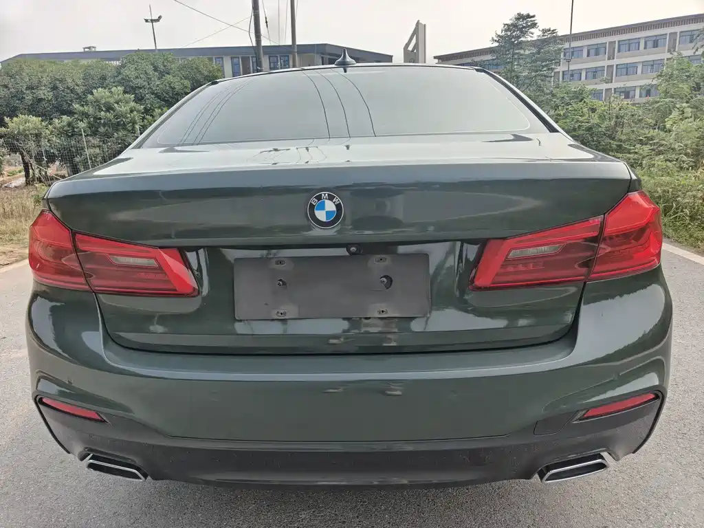 BMW 5 Series — фото 4