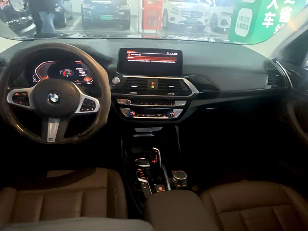 BMW X3 — фото 11