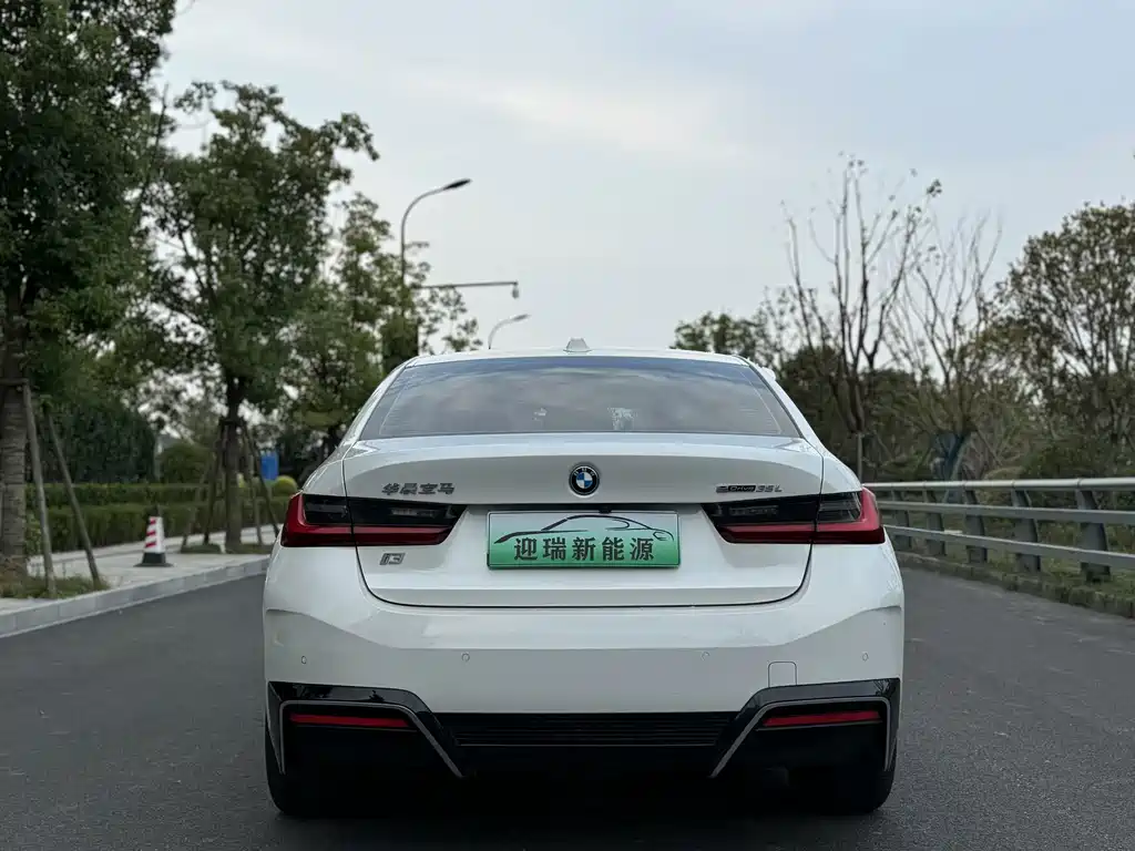 BMW i3 — фото 6