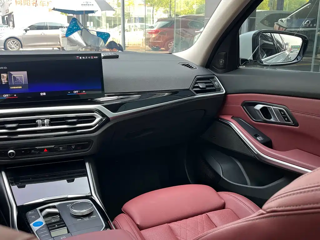 BMW i3 — фото 11