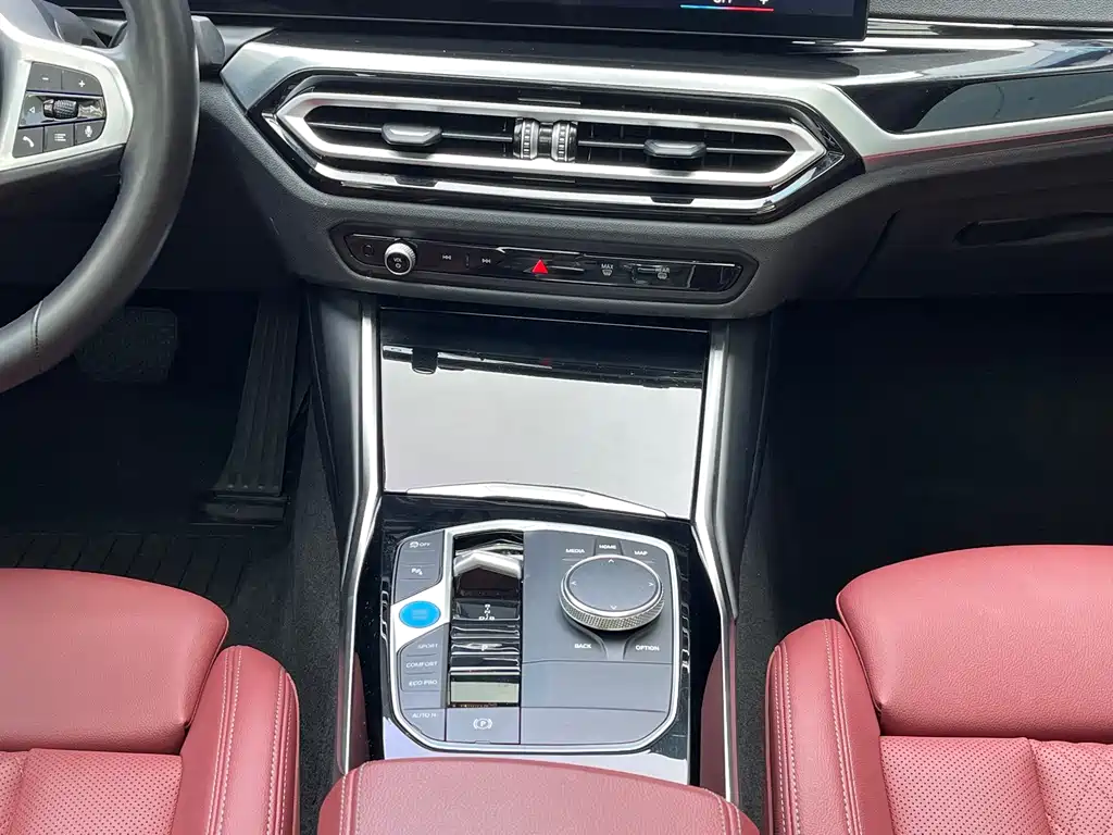 BMW i3 — фото 7