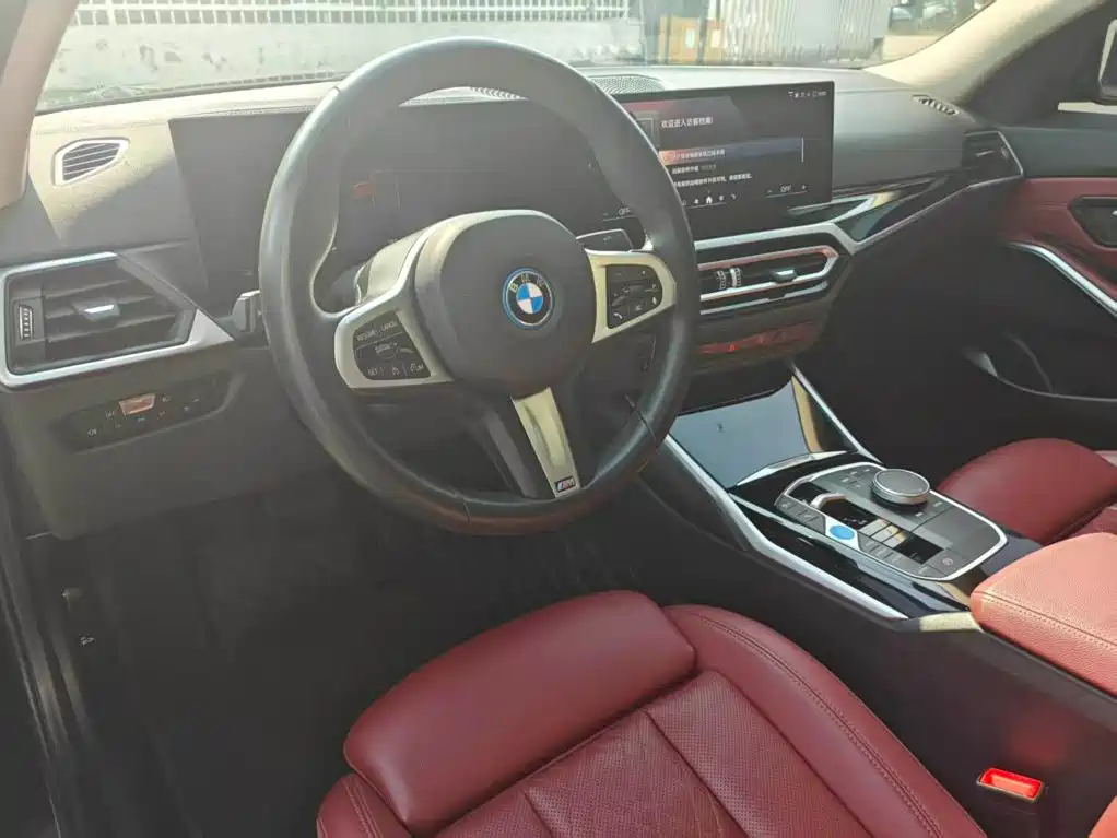 BMW i3 — фото 11