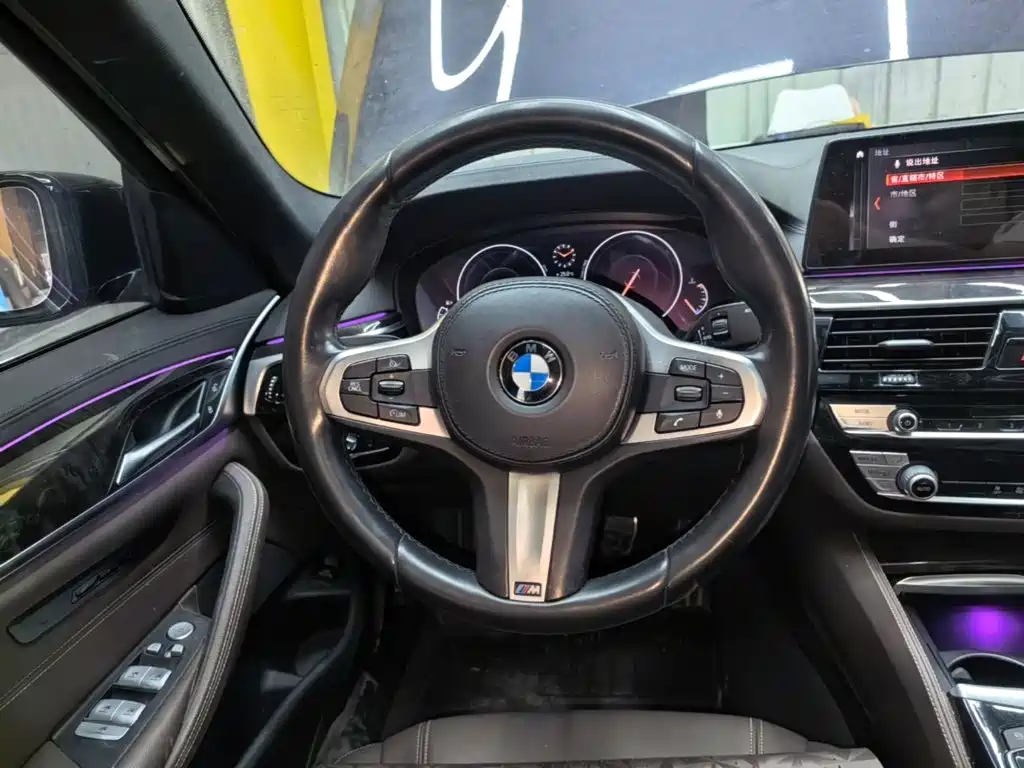 BMW 5 Series — фото 10