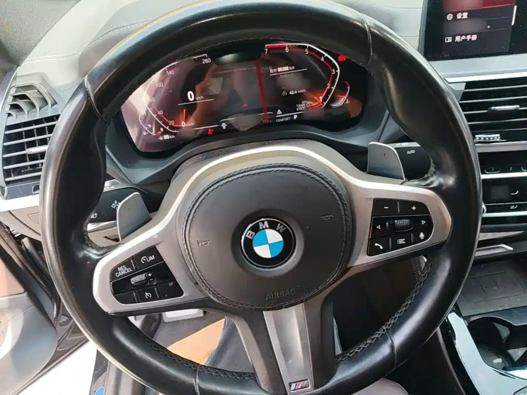 BMW X4 — фото 10