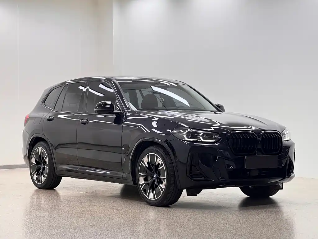 BMW iX3 — фото 3