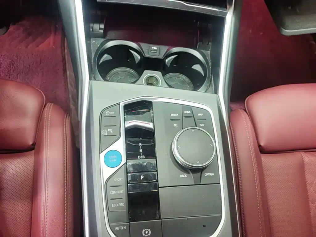 BMW i3 — фото 13