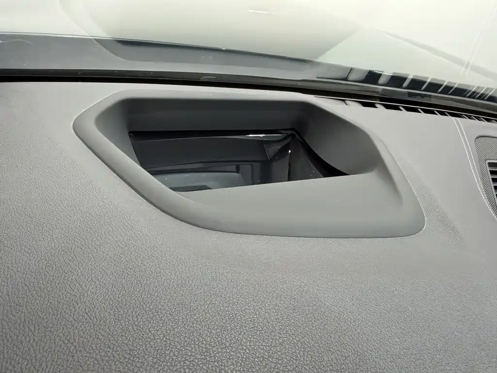 BMW 5 Series — фото 10