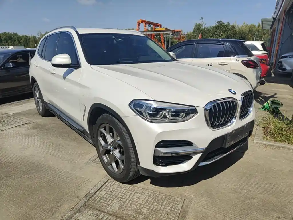 BMW X3 — фото 3