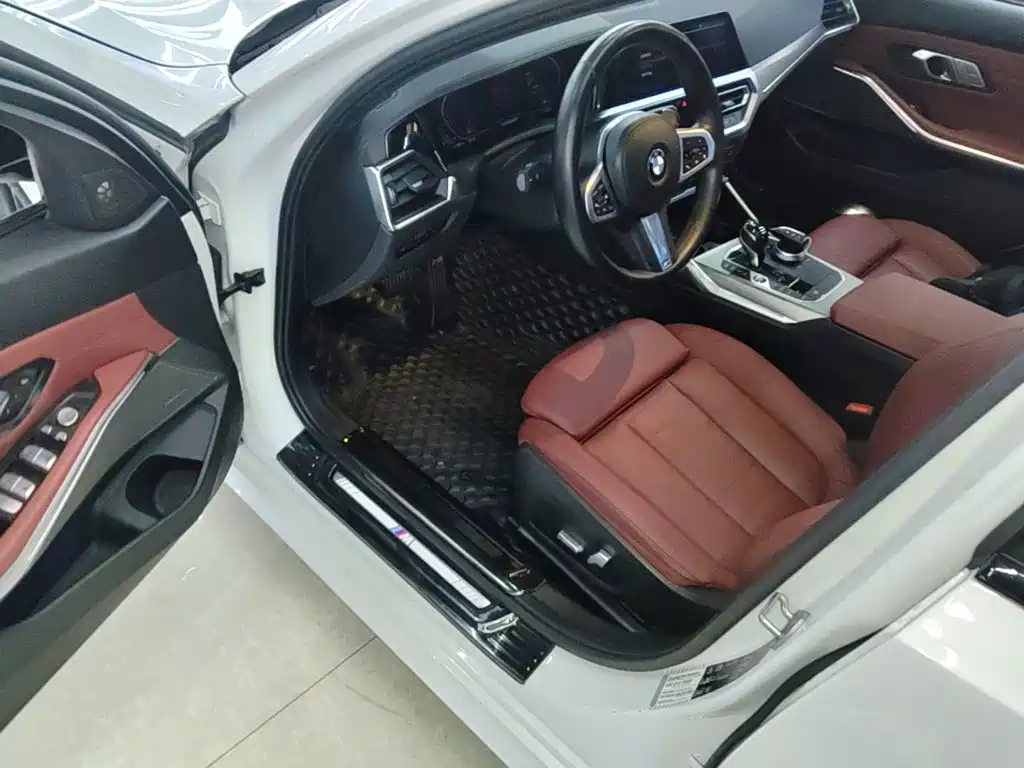 BMW 3 Series — фото 15